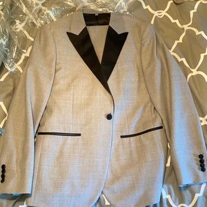 Men’s gray tuxedo